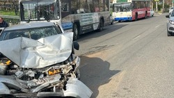 Начинающий водитель спровоцировал ДТП с автобусом в Ставрополе